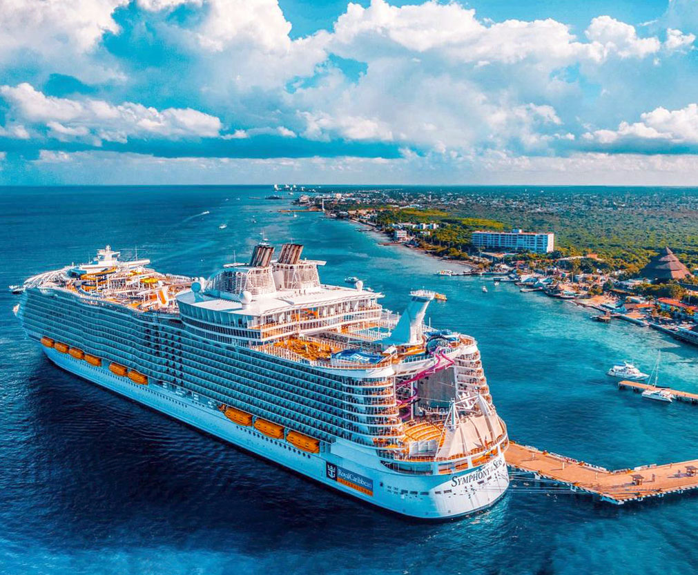 Cozumel receives hundreds of cruise ships every year